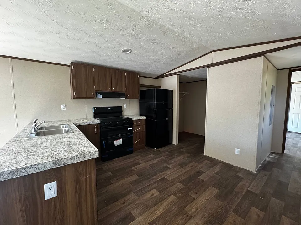 1721 Pinn Rd #77