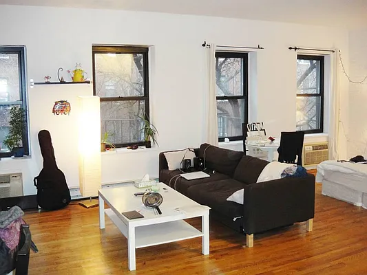 Rented by Sandra Greer Real Estate | media 26