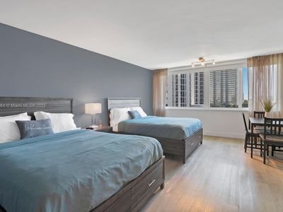 19201 Collins Ave #742, North Miami Beach, FL, 33160