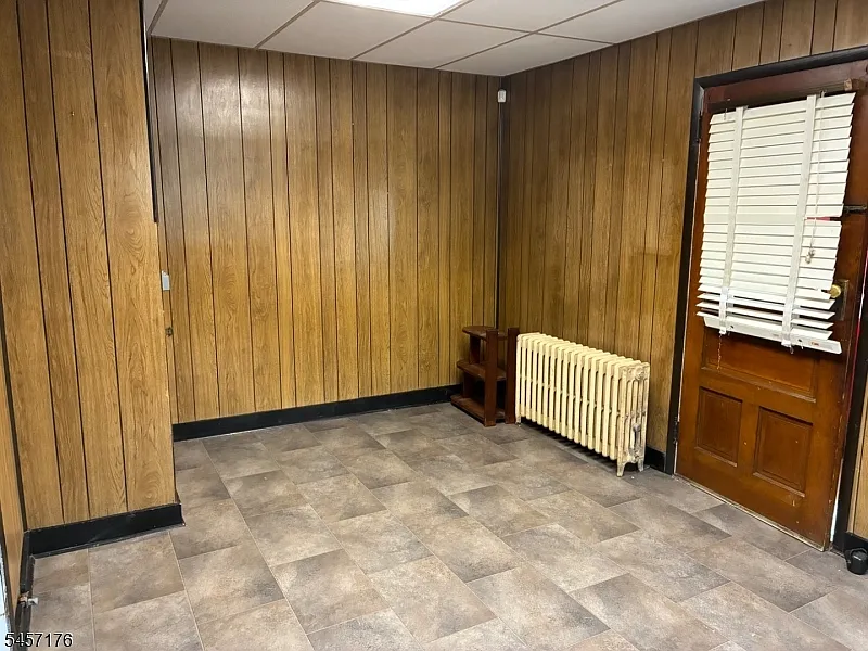 2 bed, 1.0 bath, $2,500 — Photo 4