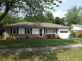 210 Wayside Dr, Hopkinsville, KY 42240