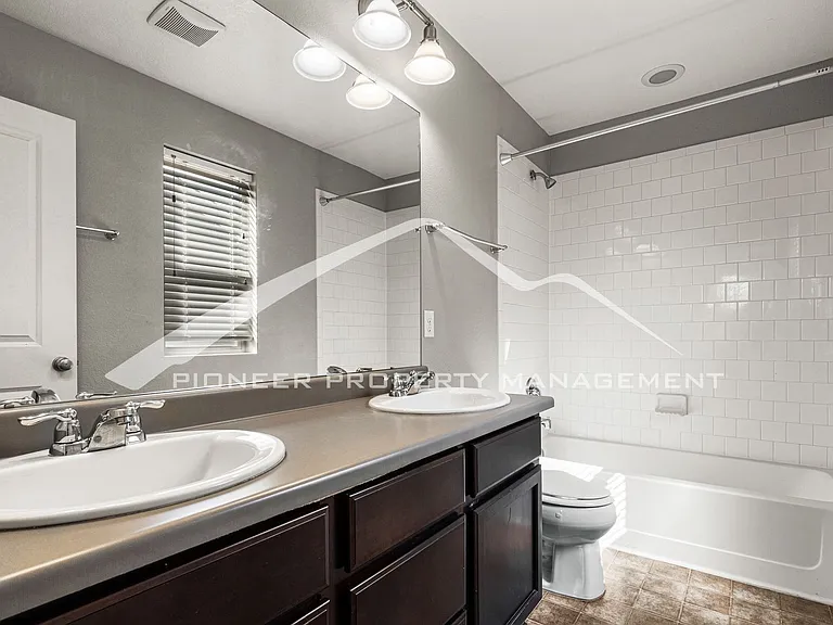 8485 Redpoint Way — Photo 12