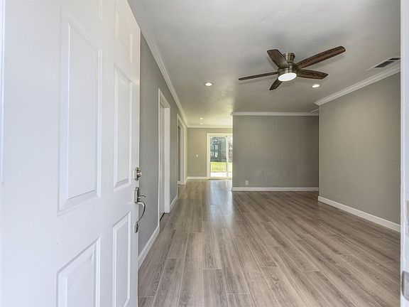 5th image of 2028 Ernest Way