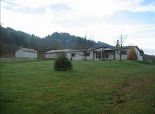 2165 Jackie Ave, Roseburg, OR 97471