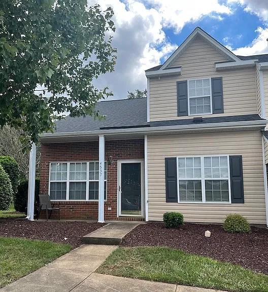4537 Cross Ridge Ln — Photo 1