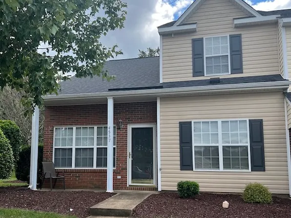 4537 Cross Ridge Ln, Greensboro, NC 27410