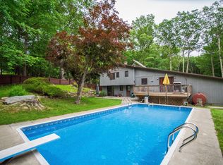 25 Kim Ln, Stormville, NY 12582