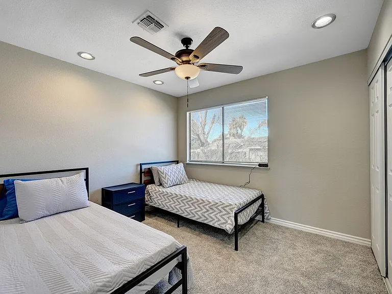 2247 Marlboro Dr — Photo 20