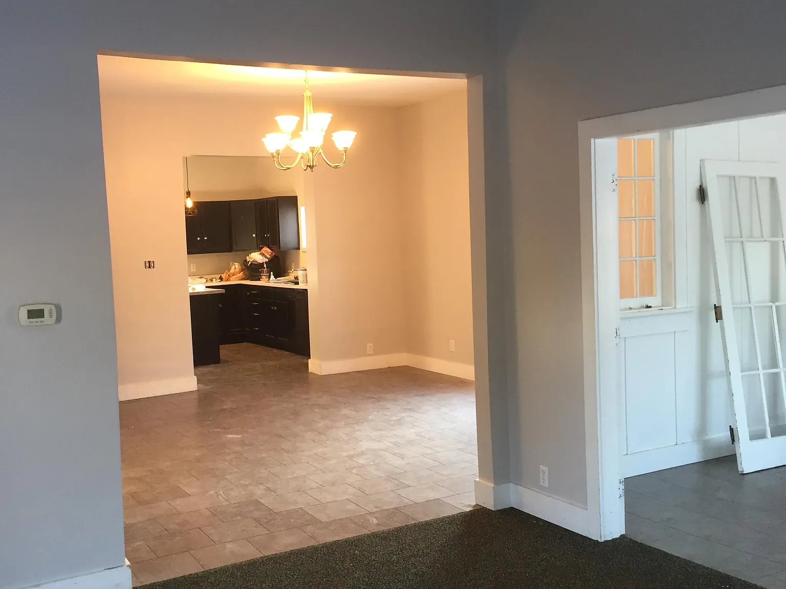 209 N Main St — Photo 4
