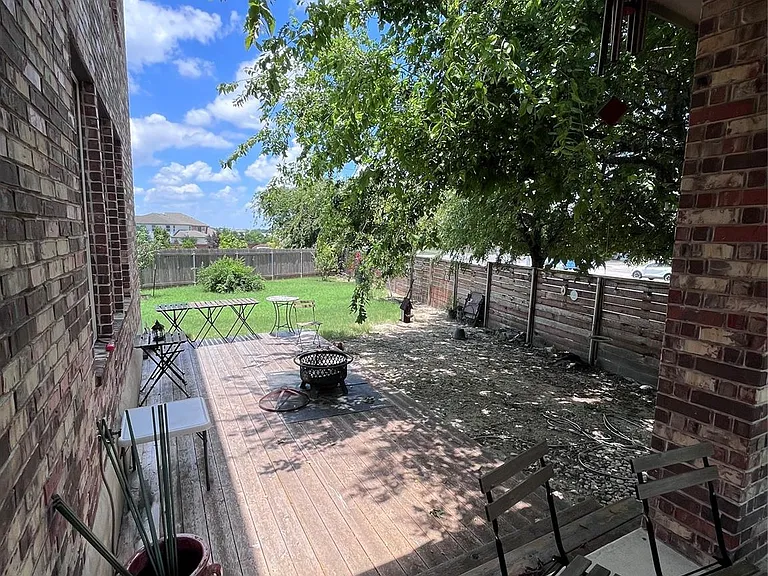 12425 Calibri Ln — Photo 21
