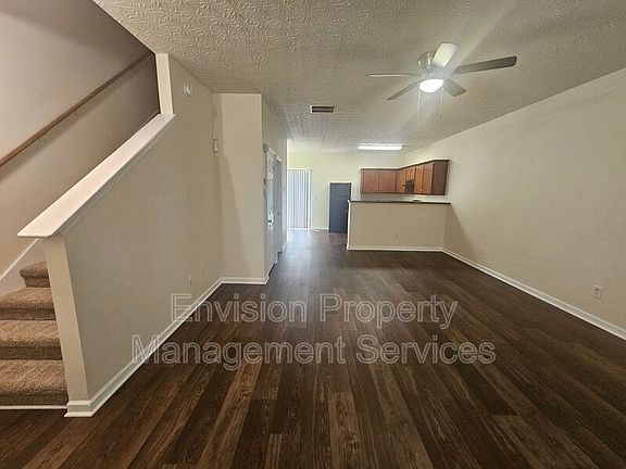 3rd image of 1781 Fielding Way