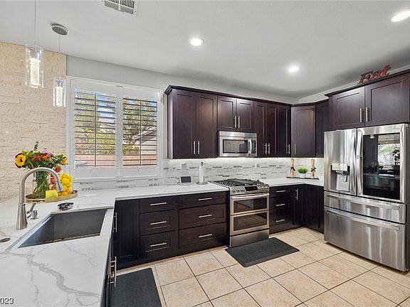 5th image of 3818 Lillian Wood Ave