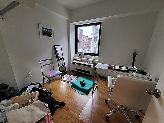 2nd image of 219 1st Ave APT 3r