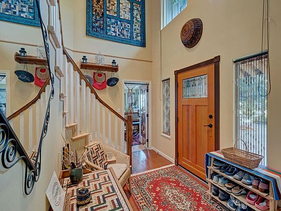 2nd image of 5475 Hydaway Pl