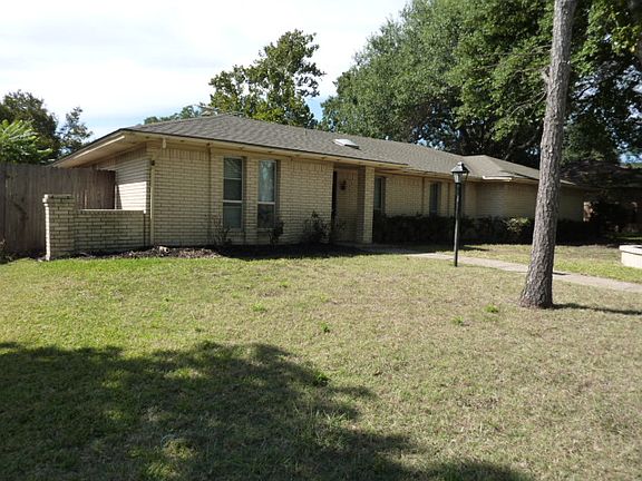 2nd image of 2412 Brennan Dr
