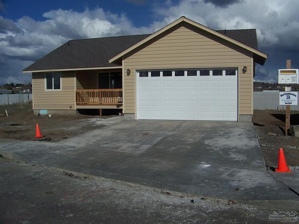 1st image of 1256 NW Bucko Ct