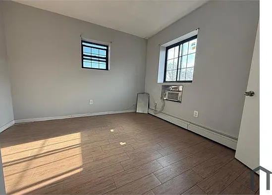 725 E 181st St #3A — Photo 5