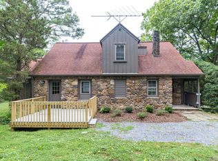 1600 Cherokee Rd, Johnson City, TN 37604