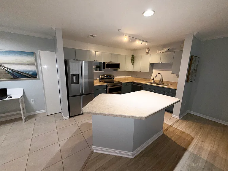 3591 Kernan Blvd S #206 — Photo 22