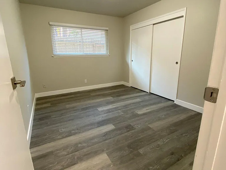Bedroom 1 (125 sq ft)