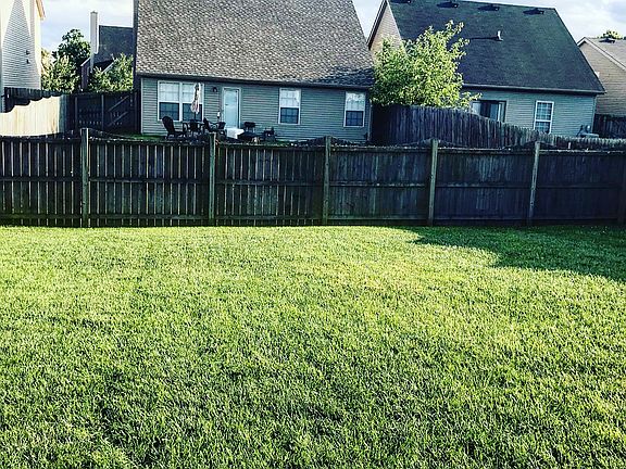 2nd image of 2421 Rockaway Pl