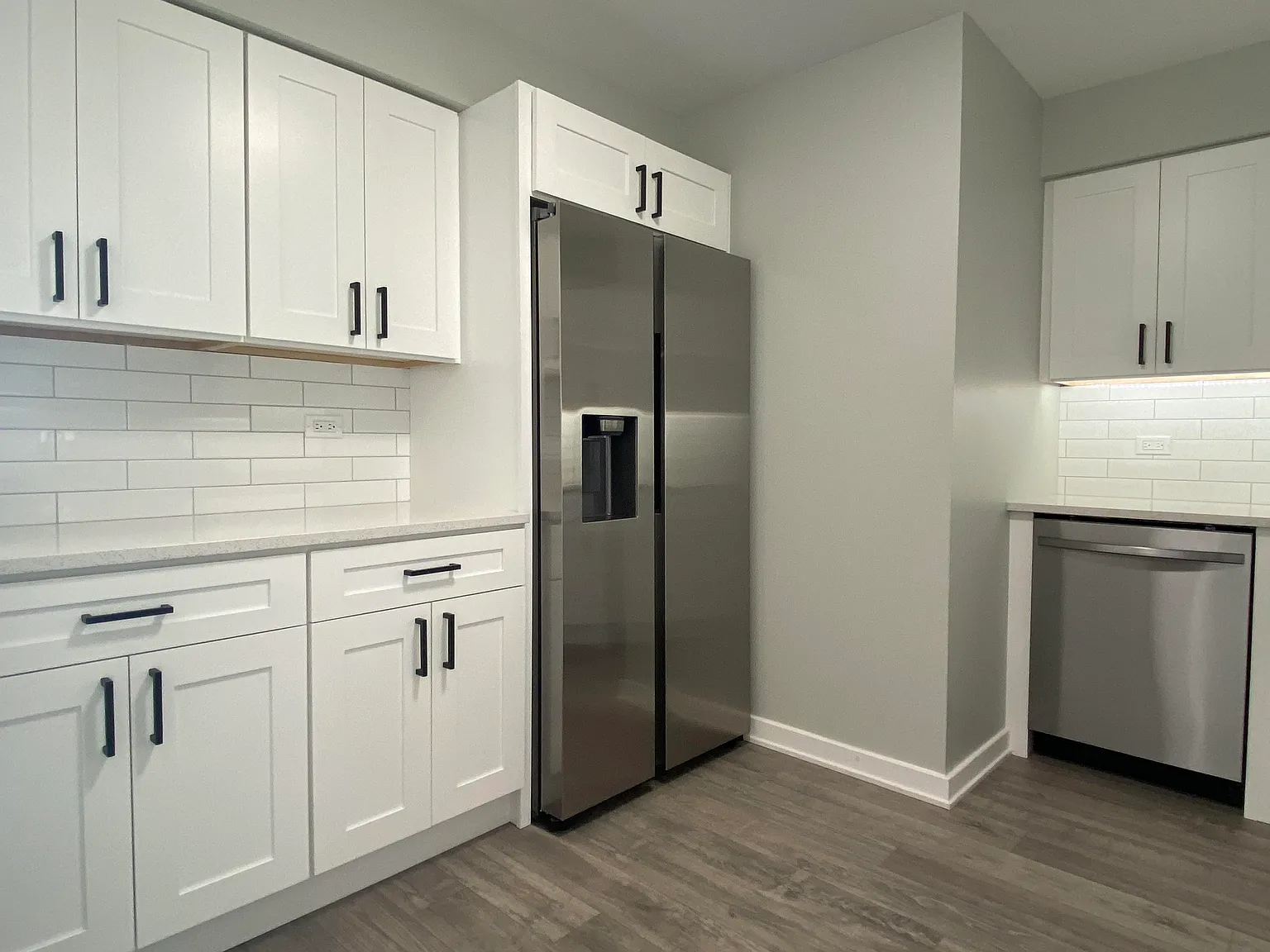 2 bed, 1.5 bath, 900 sqft, $2,050 — Photo 3
