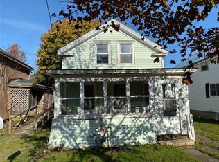63 Mercer St, Oswego, NY 13126