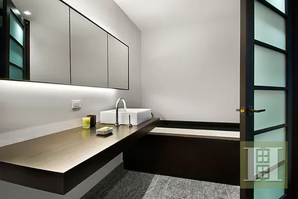 Rented by Halstead Real Estate | media 10