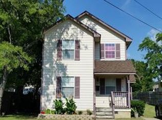 402 S Dwight Ave, Dallas, TX 75211