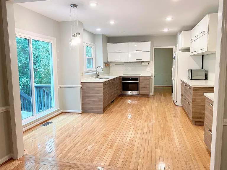 108 Swiss Stone Ct — Photo 15