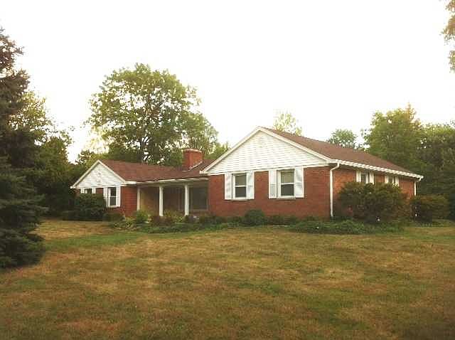 1st image of 6105 E 54th Pl