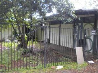 3100 Buckingham Rd, Glendale, CA 91206