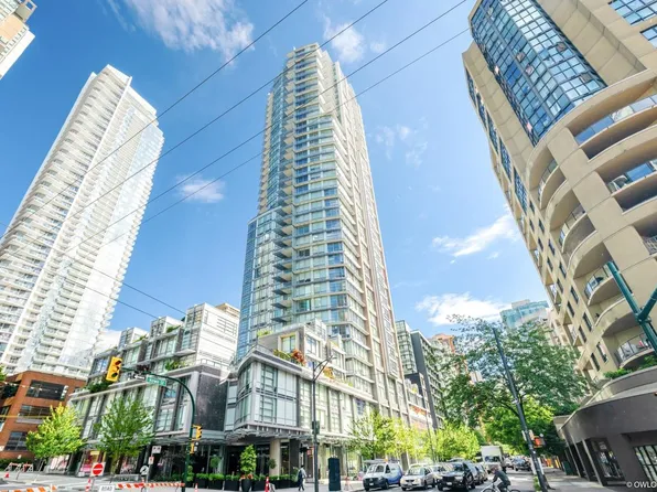 1283 Howe St #4003, Vancouver, BC V6Z 0E3