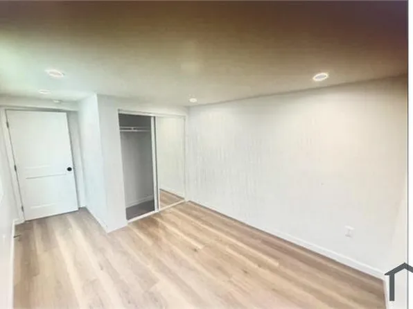 1114 Gladys Ave, Long Beach, CA 90804