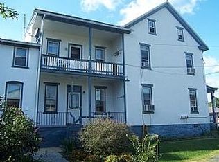 134 E Chestnut St APT 1, Bechtelsville, PA 19505