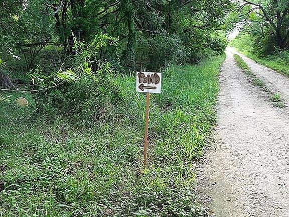 2nd image of 3500 County Road 422