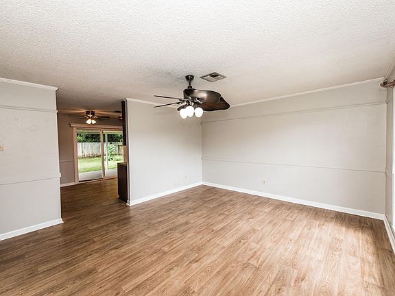 2nd image of 600 Plaza Village Dr