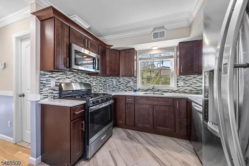 2 bed, 2.5 bath, $2,900 — Photo 2