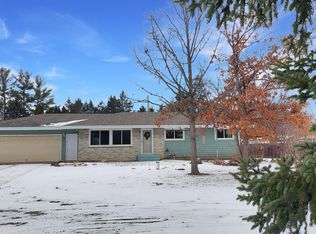 897 Main St, Lino Lakes, MN 55014