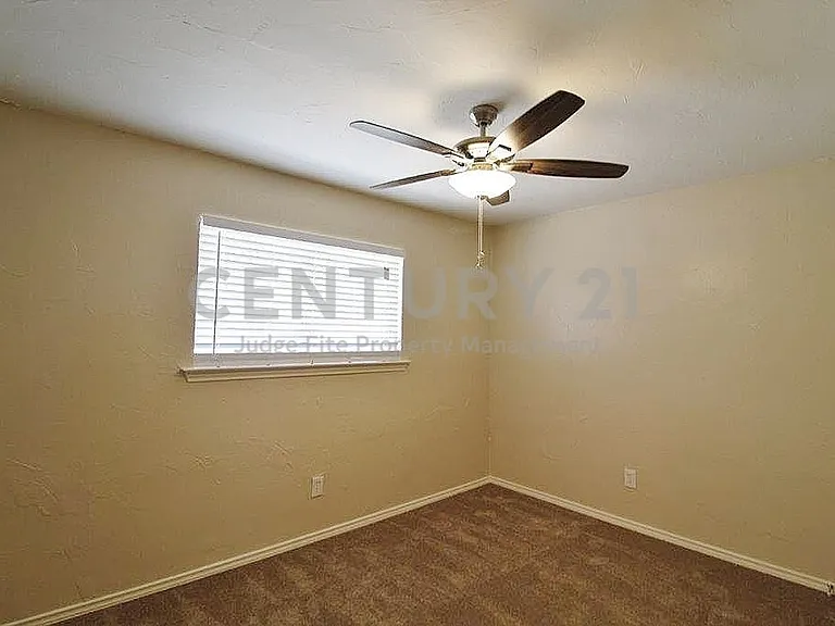 610 Overlook Dr — Photo 7