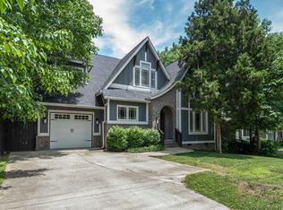 18 Westlawn Ct, Nashville, TN 37209