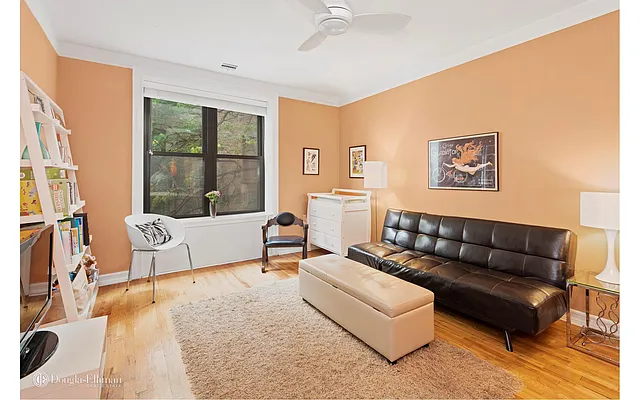 Sold by Douglas Elliman | media 22