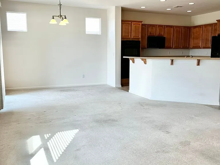 1135 Cliff Park Way — Photo 3