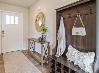 352-0 Ember Dr, Waukee, IA 50263