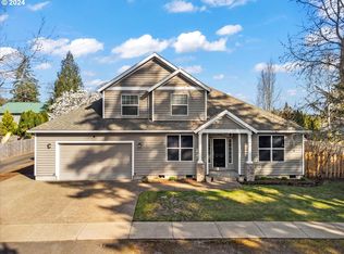 10718 SW 82nd Ave, Portland, OR 97223