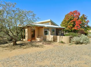 326 Angel Rd, Corrales, NM 87048