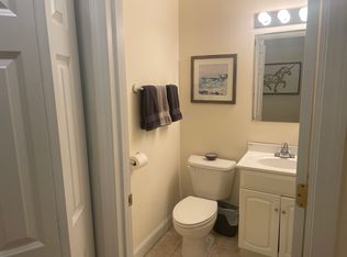 778 Main St APT 15, Winchester, MA 01890