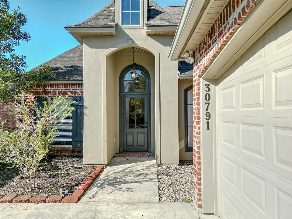 House on the Hill ロンパース　ボンネット 30791 La Madeline Ct, Denham Springs, LA 70726 | Zillow