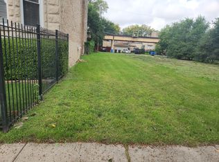 4216 S Calumet Ave, Chicago, IL 60653