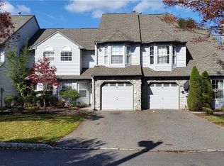 72 Nova Dr #72, Piscataway, NJ 08854